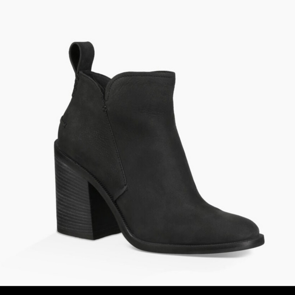 Ugg pixley booties